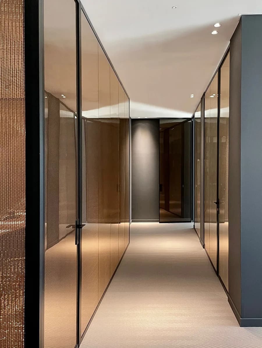 Fos wall panels with bevel joints lining a corridor