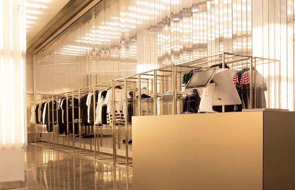 How to choose the best plexiglass distributor in Canada